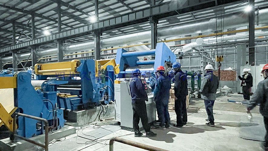 致敬深夜奋斗的122cc太阳集成游戏人