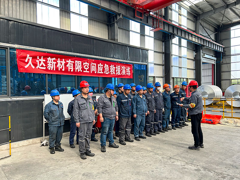 122cc太阳集成游戏新材有限空间应抢救援处理演练