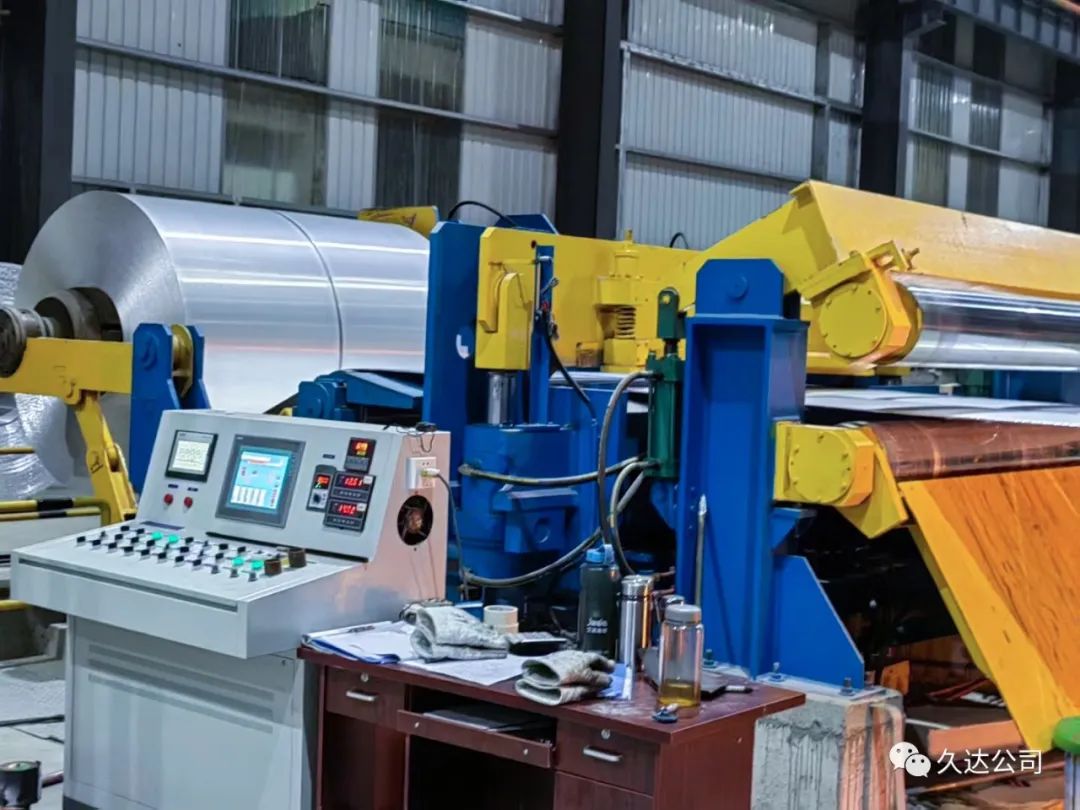 122cc太阳集成游戏新材“双胞胎”轧机投入生产