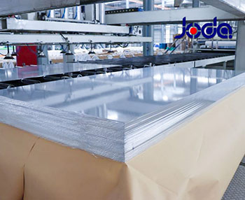 探索3003合金铝板的特征与应用领域